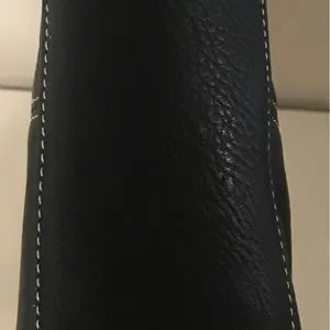 Tig & Co. Black Genuine Leather Shoulder Purse Bag Magnetic Closure Opens Wide